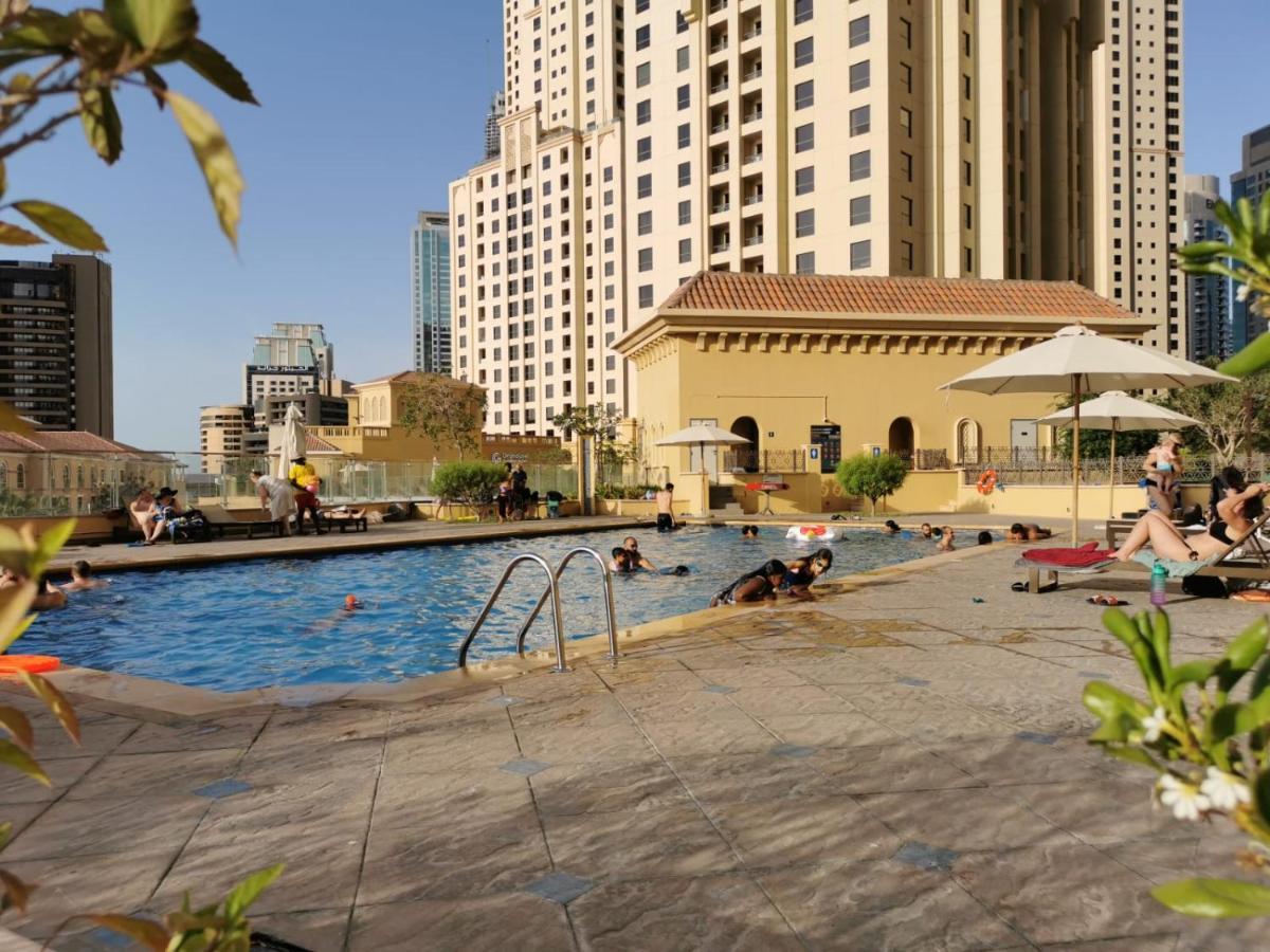 Grays Hostel By Haly Dubai Esterno foto