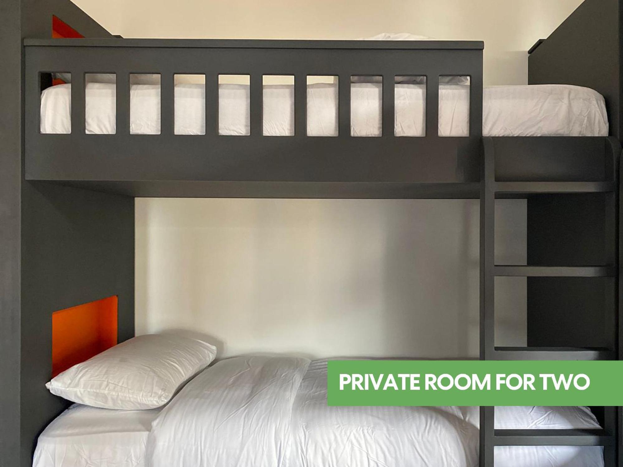 Grays Hostel By Haly Dubai Esterno foto
